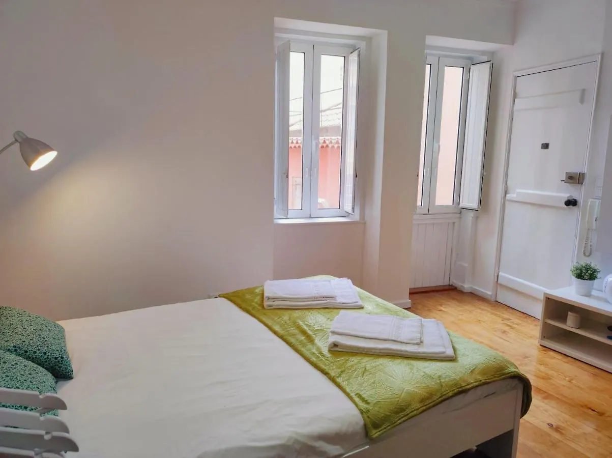 Eco Green Studio Apartment Lisbon