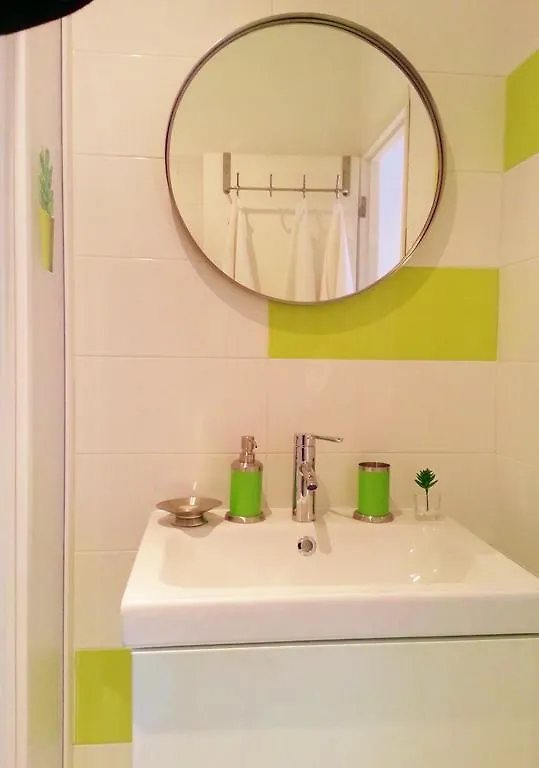 Eco Green Studio Apartment Lisbon 0*,  Portugal